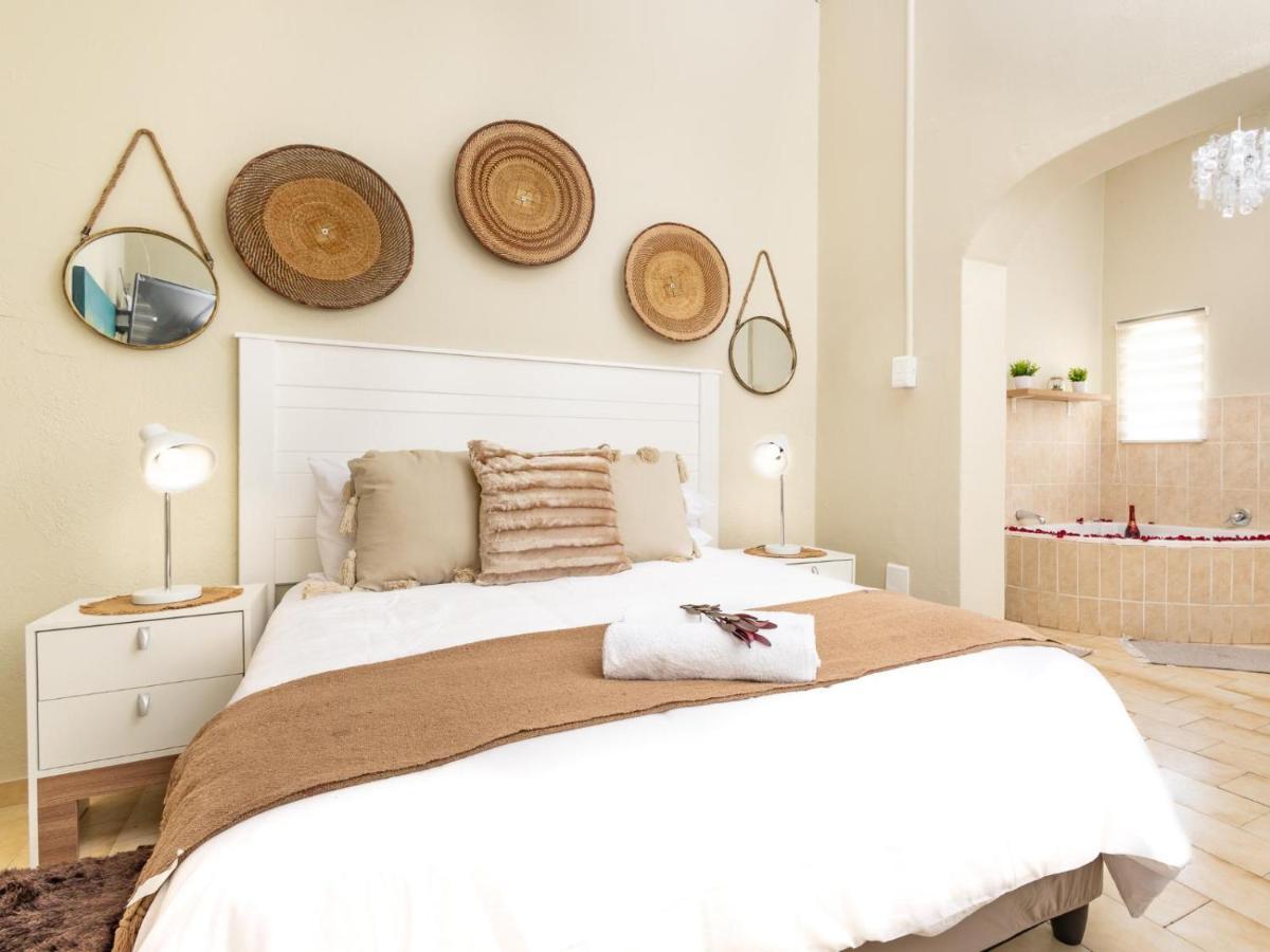 Woelfe Krantz Accommodation Mbombela Chambre photo