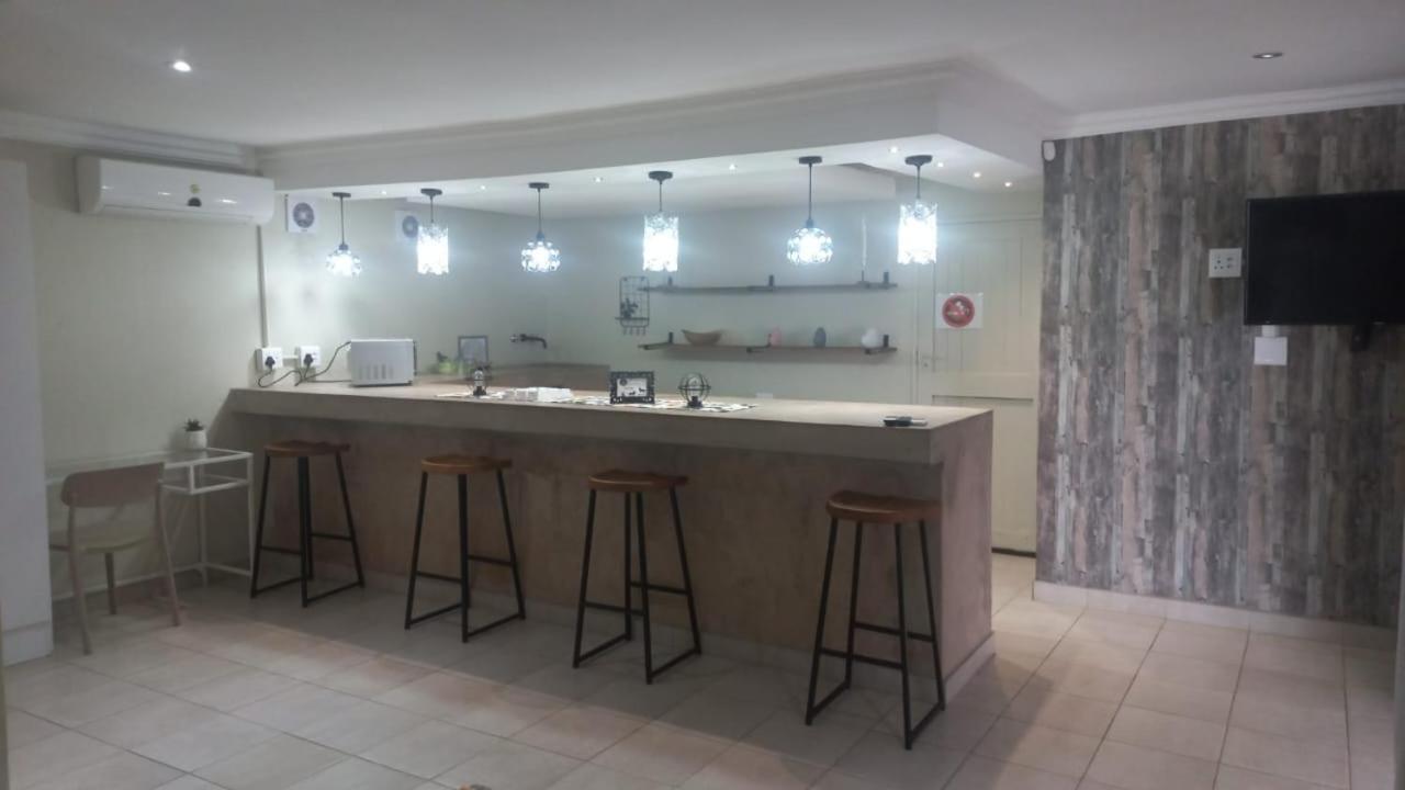 Woelfe Krantz Accommodation Mbombela Extérieur photo