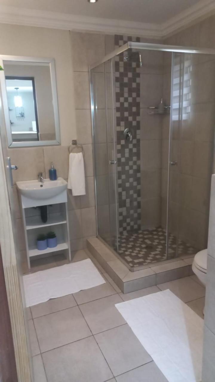 Woelfe Krantz Accommodation Mbombela Extérieur photo